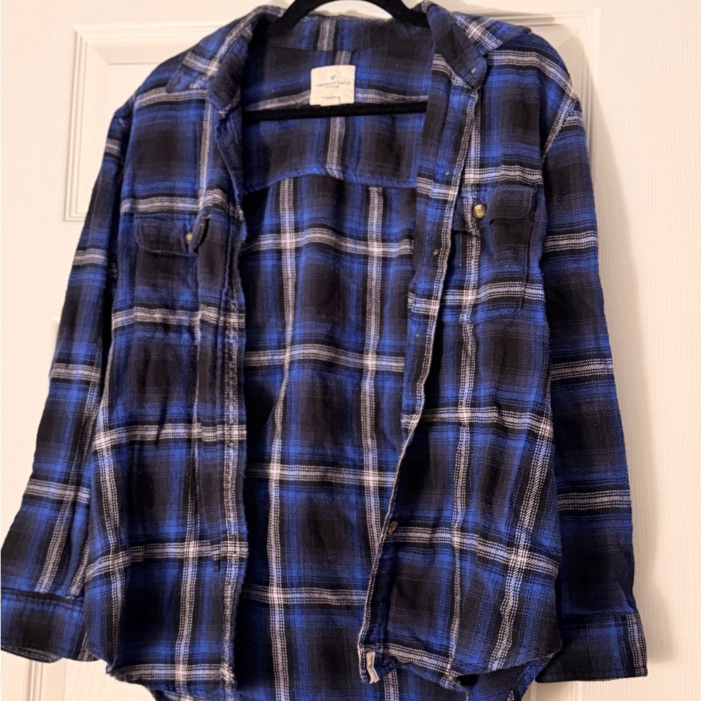 American Eagle Blue and Black Plaid Shirt